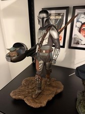 The Mandalorian and Grogu Sideshow Premium Fo...