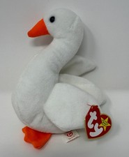 NEW w/ Tags - TY Beanie Babies Gracie the Swan - Retired - 1996