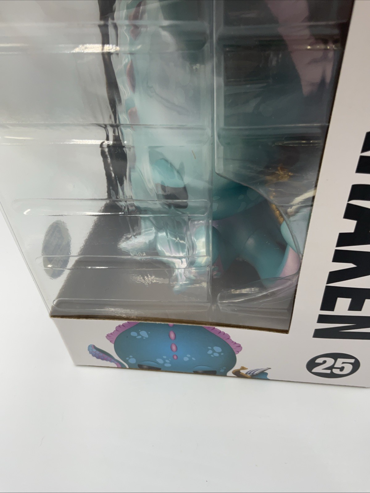 Foto 10 di 24