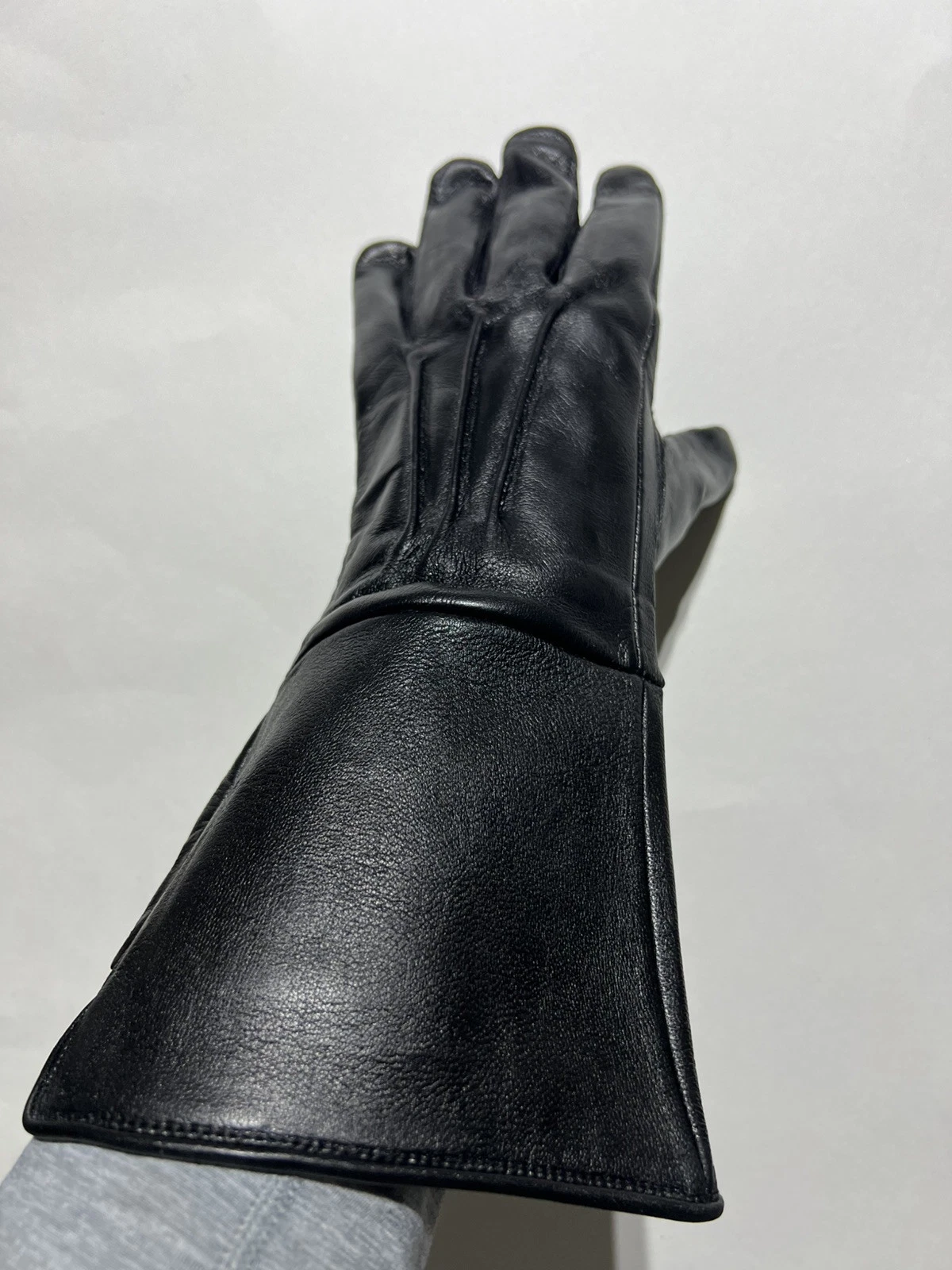 Genuine Leather Long Cuff Gloves Size Medium With Original Sheep Skin
Opens in a new window or tab