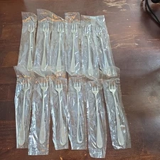 Oneida FLIGHT RELIANCE Stainless Glossy USA  Flatware Set Of 12 Cocktail Forks 