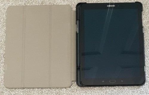 Samsung Galaxy Tab S3 9.7 SM-T820 32GB Wifi - Black + FREE Delivery - Picture 5 of 7