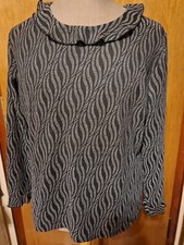 Gollehaug ,Shirt, Gr.44, Viskose,grau,schwarz,gerüscht