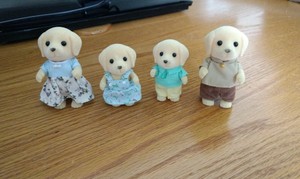 sylvanian families yellow labrador