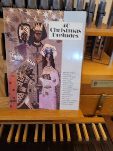 * Various Composers: 40 Christmas Preludes; organ (Mayhew)