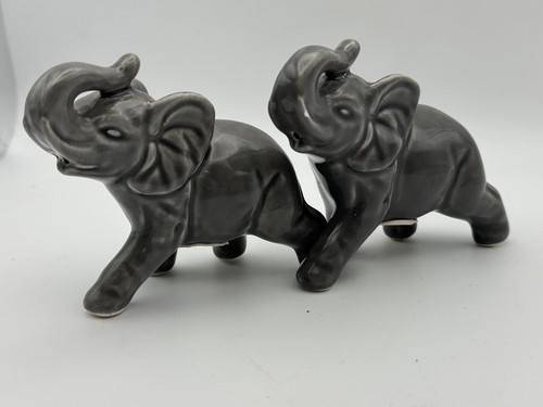 Scuoti sale e pepe elefante in ceramica 3,25 pollici - Foto 1 di 8
