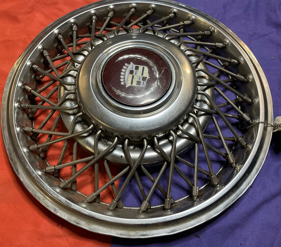 Cubierta tapacubos cable OEM Cadillac Seville Deville Fleetwood Eldorado 1986 1987 1988 Foto 3 de 4