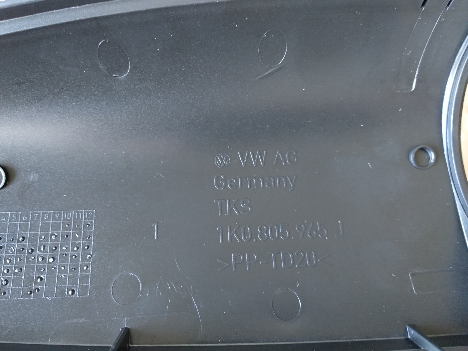 Genuine OEM VW Genuine Air Intake Duct Cover Part No 1K0805965J 9B9 eBay