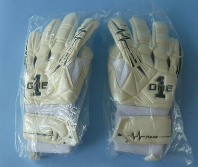 dzl goalkeeper gloves