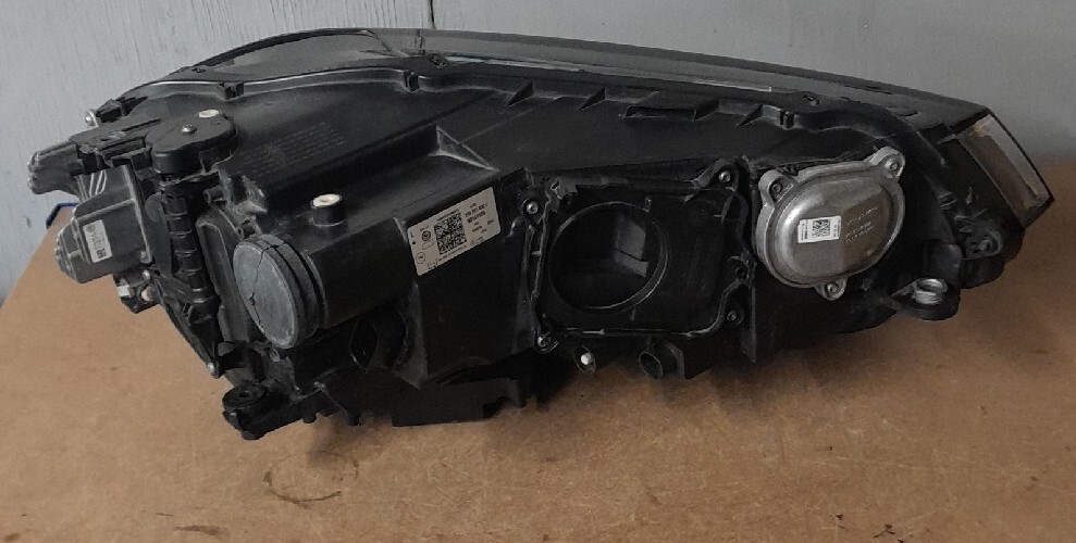 VW Golf SV Full LED Headlight Passengers Side 2020 518941035C | eBay 