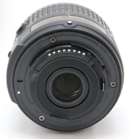 Nikon standard zoom lens AF-S DX NIKKOR 18-55mm f/3.5-5.6G