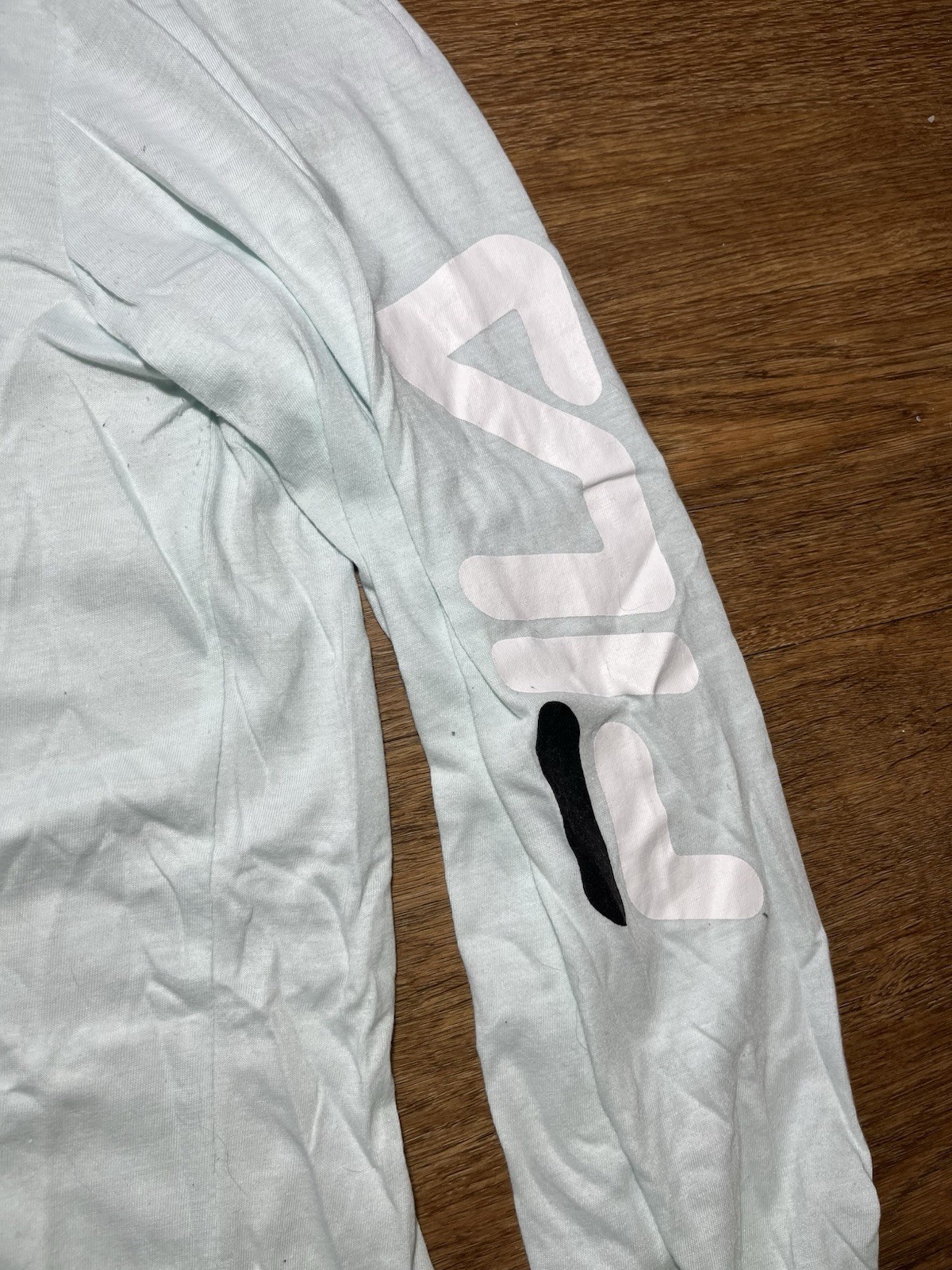 Felpa con cappuccio FILA. Felpa estiva leggera con cappuccio.