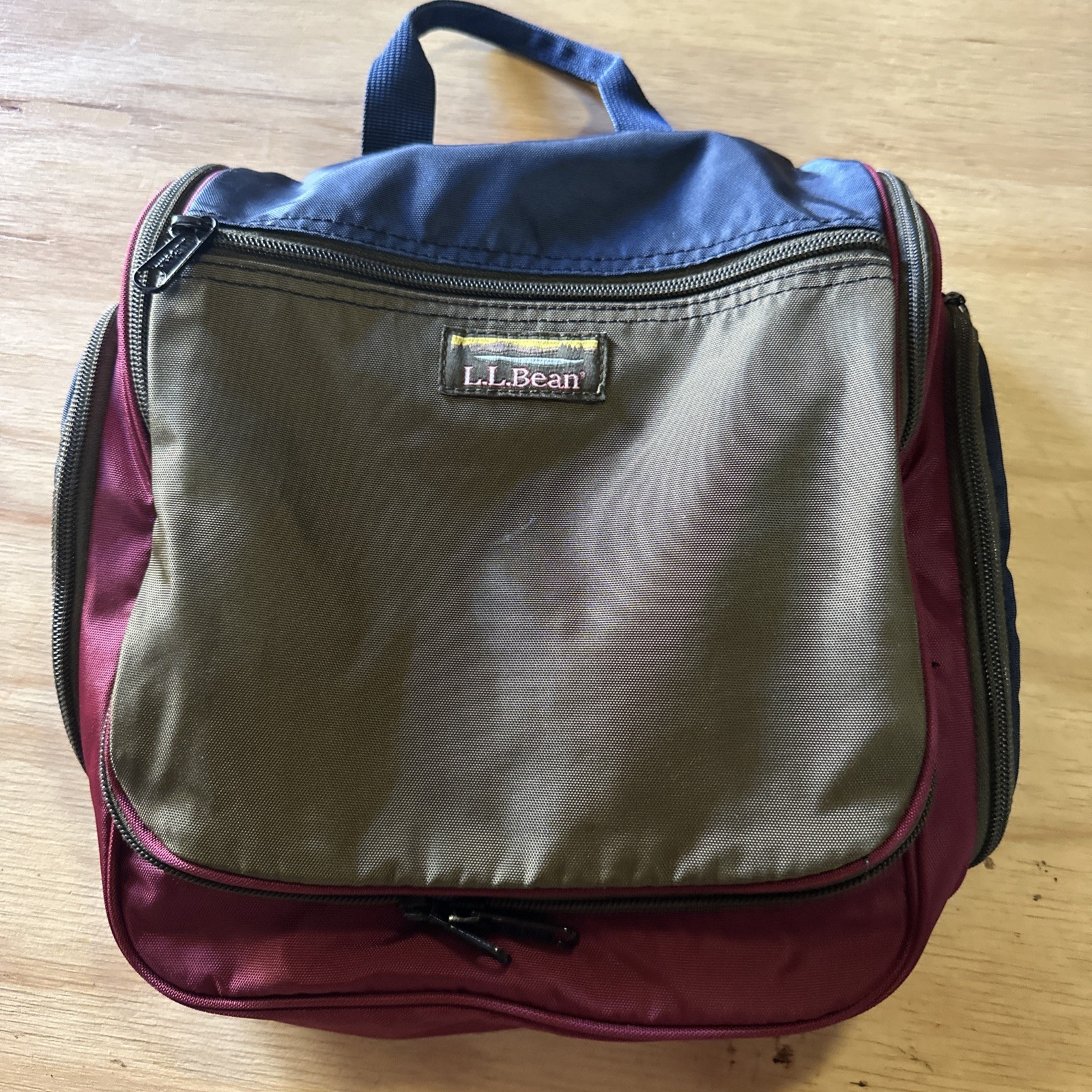 L.L. Bean toiletry  Hanging bag Multi Compartment Travel Gear