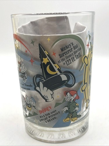Walt Disney World 100 Jahre Magie Comemerative Mc Donalds Trinkglas - Bild 4 von 6