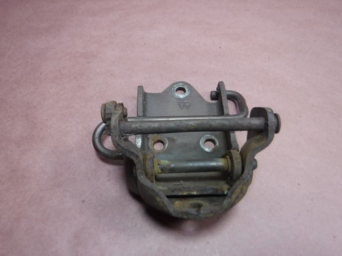 AMC Eagle 80-88? Front Passenger Lower Door Hinge Factory OEM Free Ship - Picture 2 of 6