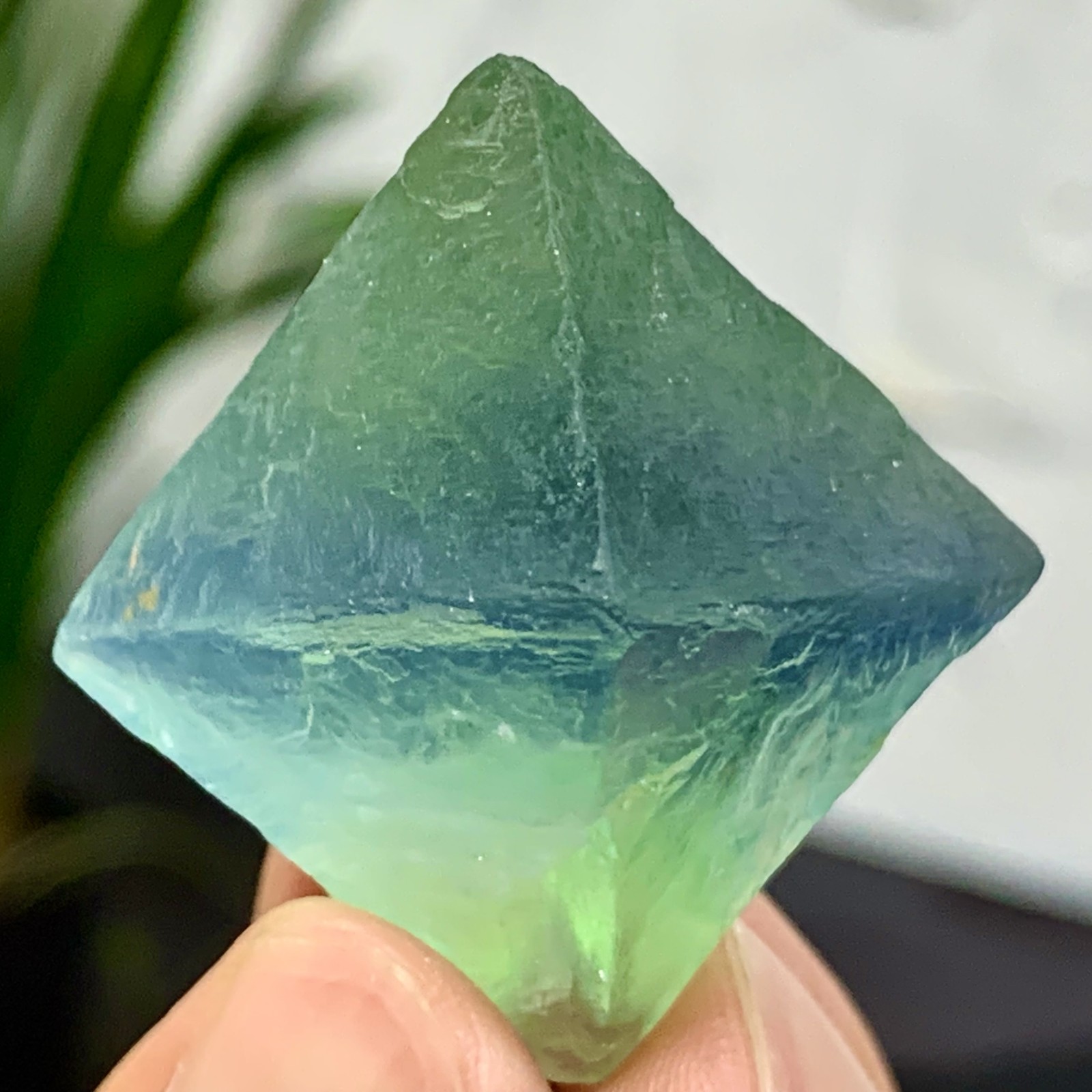 29G Natural Blue Green Fluorite Octahedron Crystal for Healing Energy
