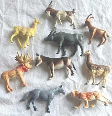 Vintage 70er Jahre Spielzeug Kunststoff Wildtiere 9 Teile handbemalt (49)