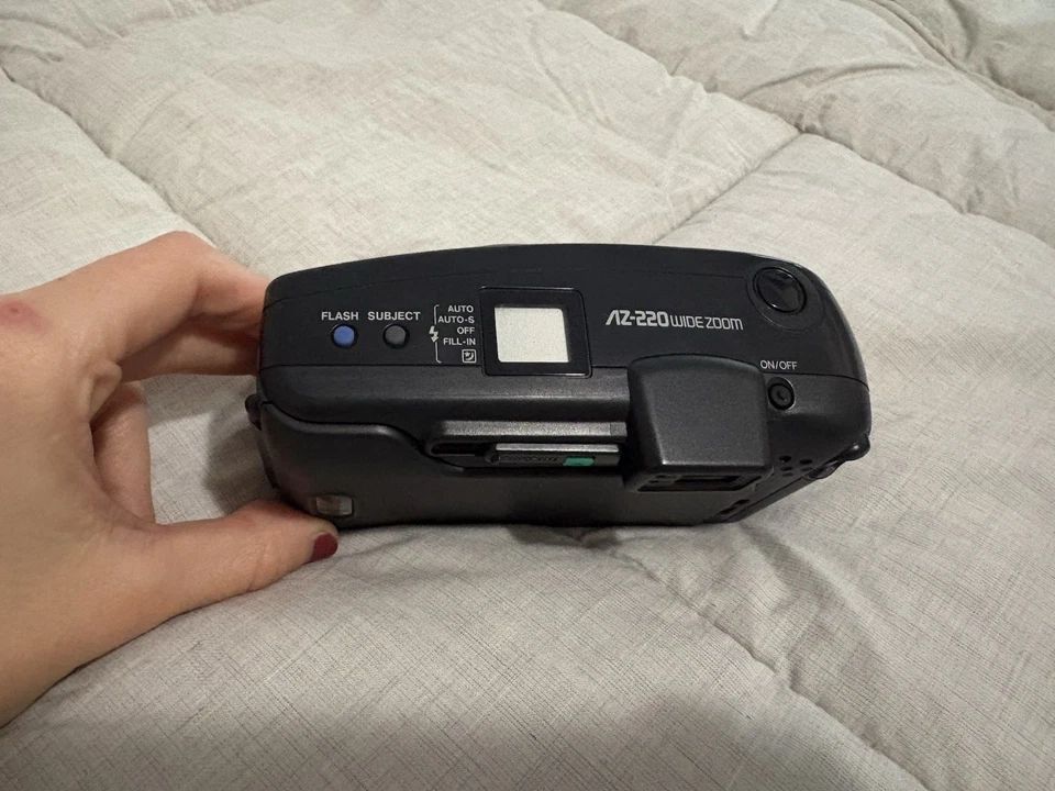 Olympus AZ 220 Wide Zoom 35 mm film camera - TESTED AND WORKING - - Immagine 3 di 4