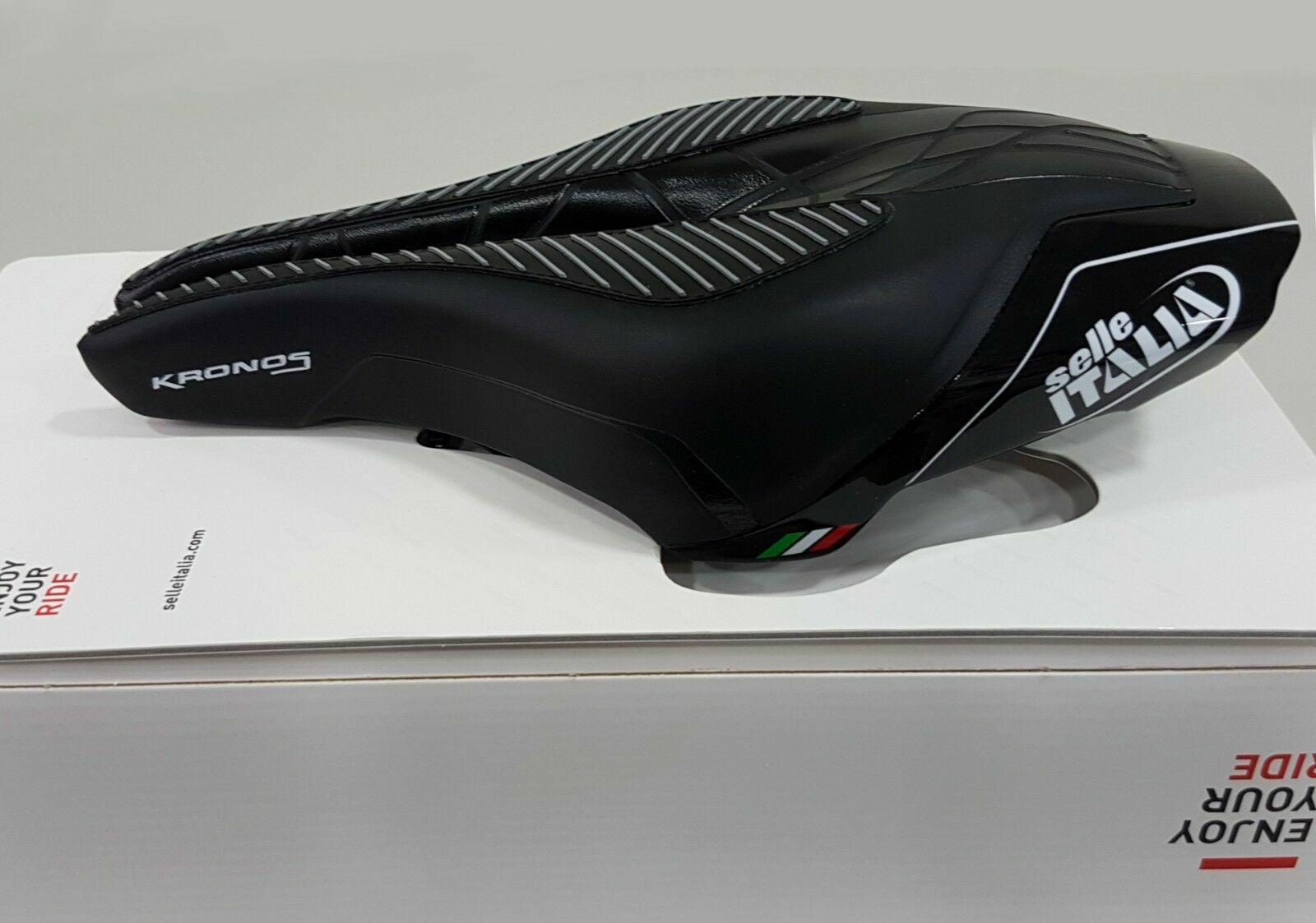 Selle Italia Kronos kit Carbonio Flow Ck7 X 9 Selle de vélo