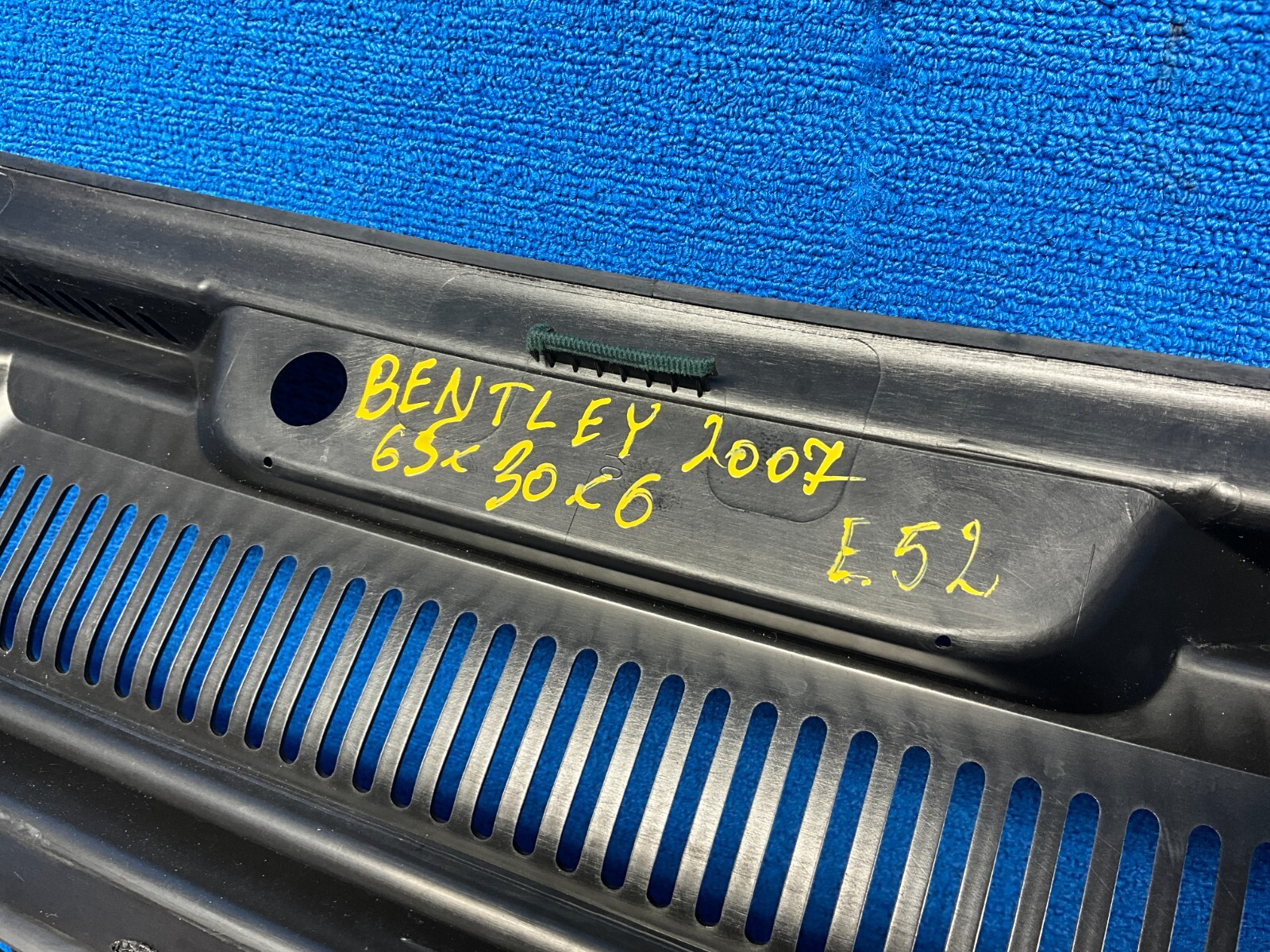 2005-2010 BENTLEY CONTINENTAL GTC WINDSHIELD WIPER COWL PANEL GRILLE COVER OEM