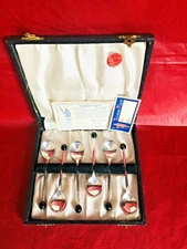 VTG Yeoman Plate EPNS Teaspoons with Black Bead Ends (Boxed) (I.83/MD)