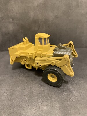 SCRAPPER Incomplete Transformers Revenge of the Fallen ROTF Devastator Part