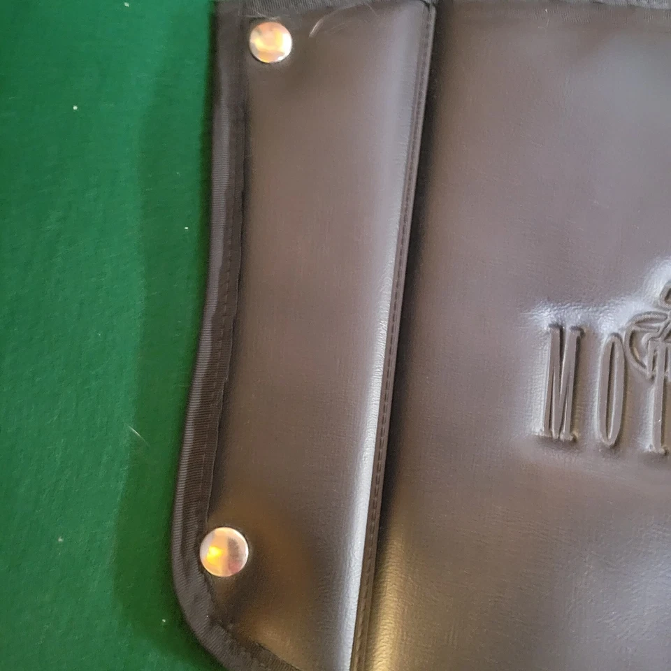 Sujetador guardabarros triciclo motor Foto 3 de 4