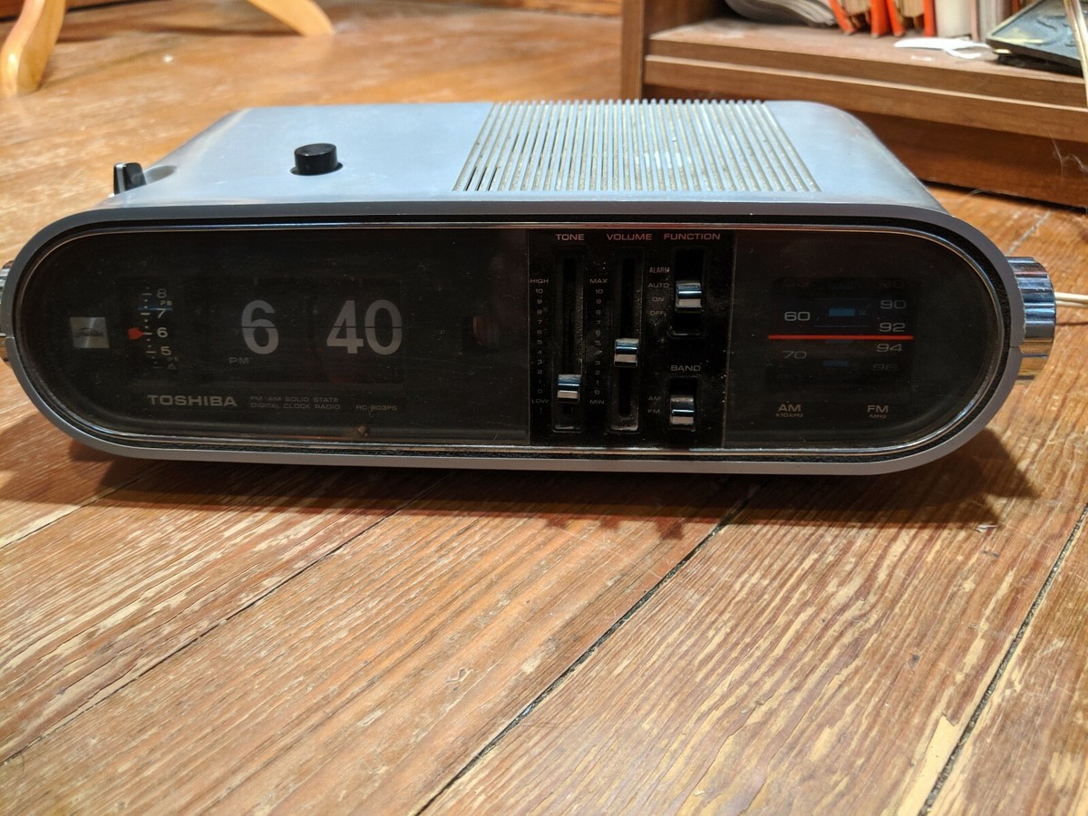 パタパタ時計 TOSHIBA RC-807F 木目調 クロックラジオ FM/AM