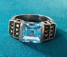 Vintage 925 Sterling Silver Genuine Blue Topaz  Marcasite Ladies Ring Size 7