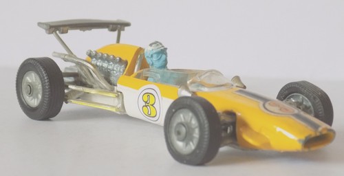 Corgi Toys No.159 Cooper Maserati Formula 1 Racing Car with Steering (1967) - Picture 6 of 12