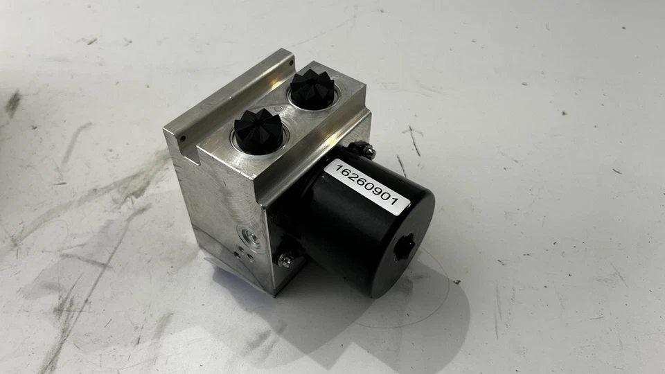 Válvula moduladora ABS Delco 19150663 CA para Chevy Saab 9-7x GMC Envoy Trailblazer Foto 3 de 4