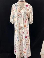 Maxi dress size L short sleeve 51" long pullover floral V neck short sleeve
