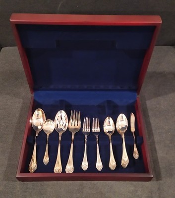 Gorham EP Silver Plate New Elegance 30 Pieces Silverware Flatware Set Stainless