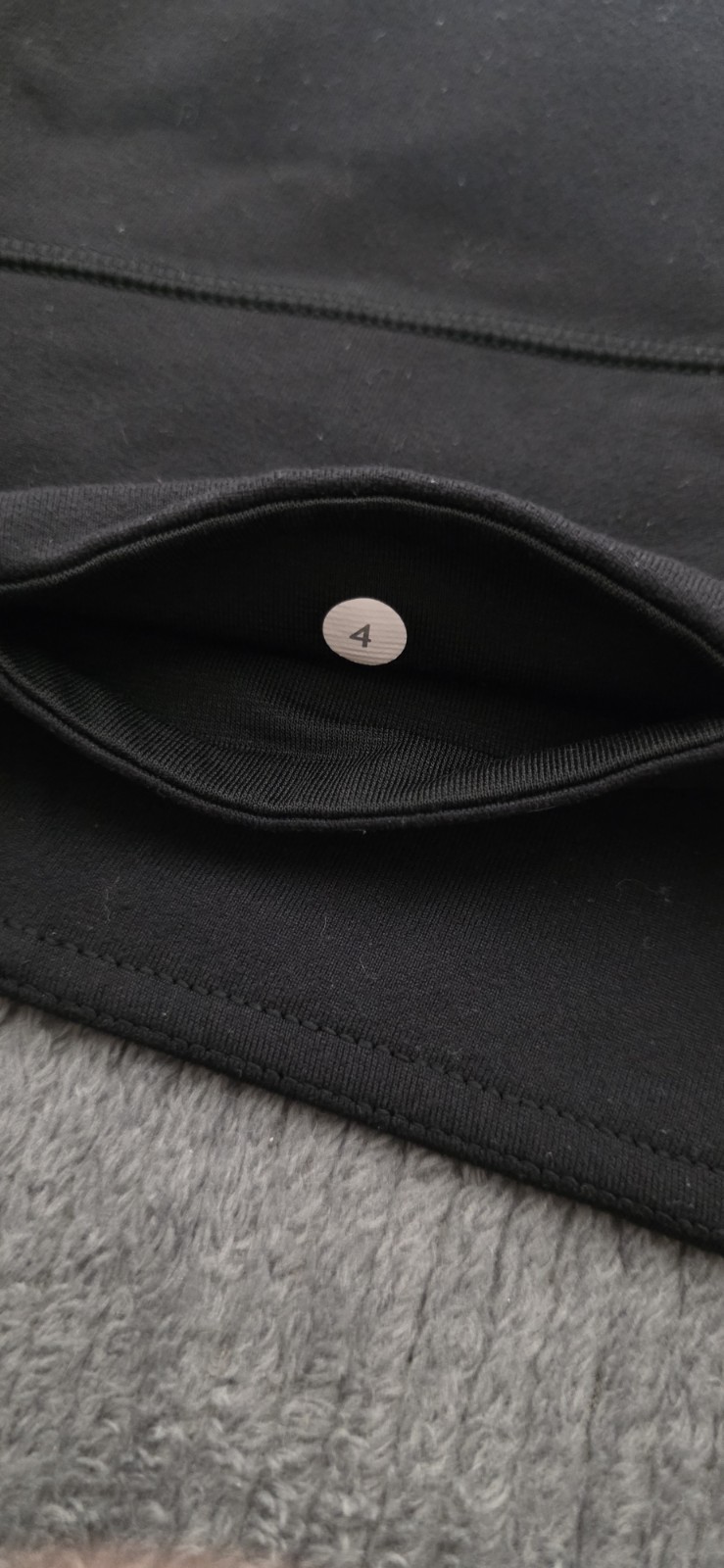 Lululemon Women's Wunder Under Solid Black Leggin… - image 3