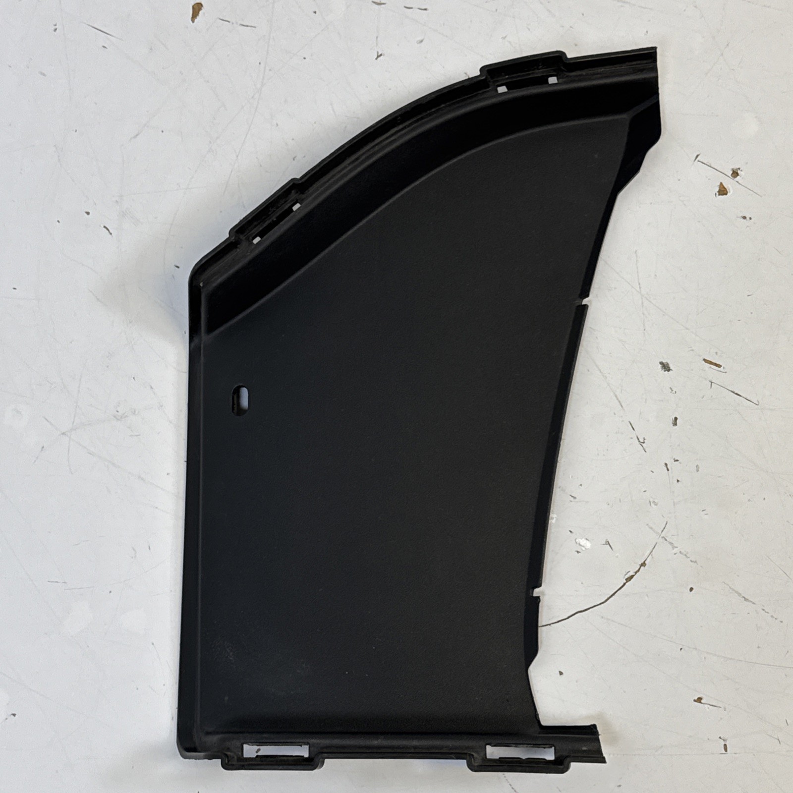 Maserati Grecale Front RH Bumper Cover 670184189 OEM