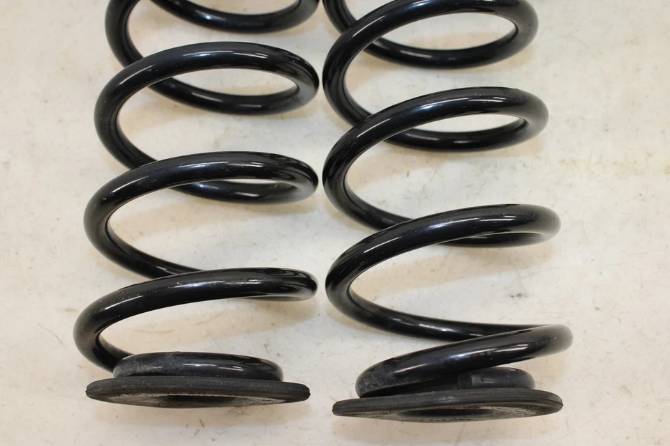 Juego de muelles helicoidales traseros Volkswagen GTI 2015-2021 5QM511115AC OEM NB55 Foto 3 de 4