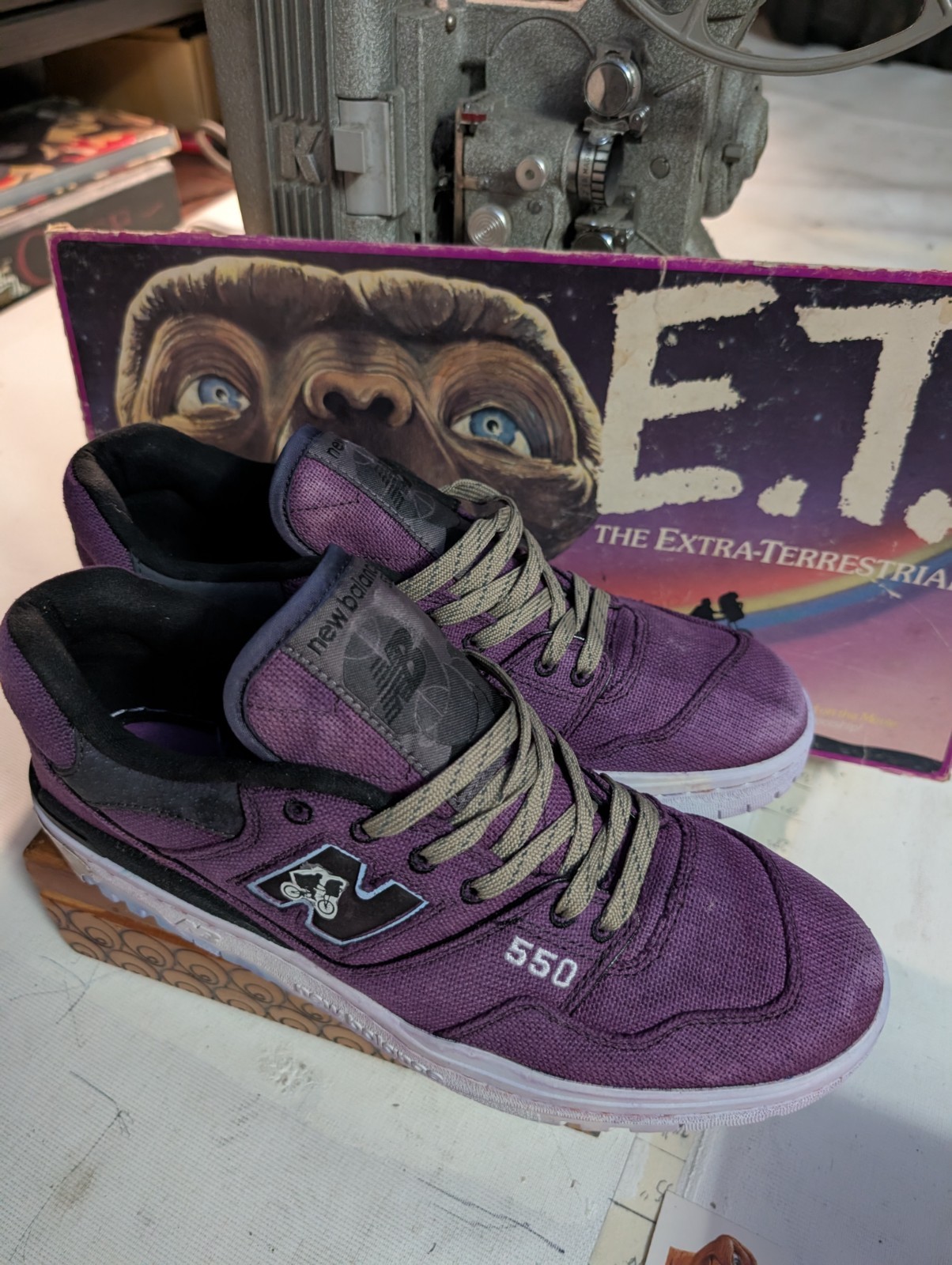 New balance 550 Purple 10.5 new E.T. thumbnail 4