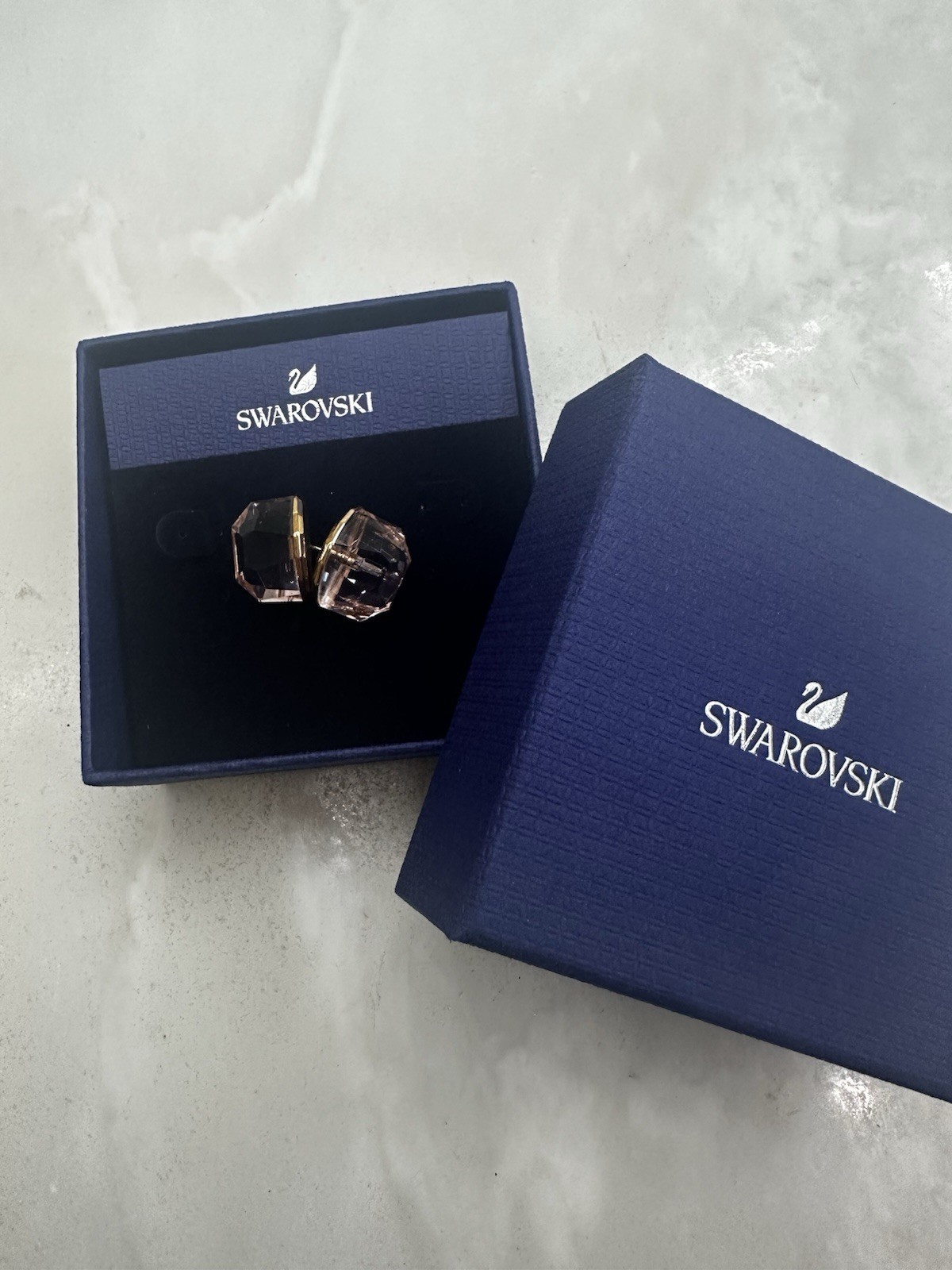 SWAROVSKI One Ear Lucent stud earring Single Pink - image 2