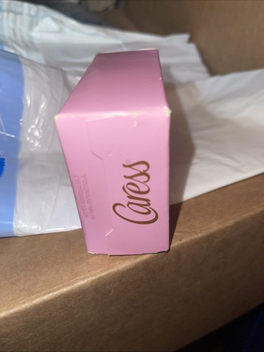 Rare! Discontinued Old Stock Caress Velvet Bliss Blackberry & Vanilla Bar Soap - Picture 2 of 4