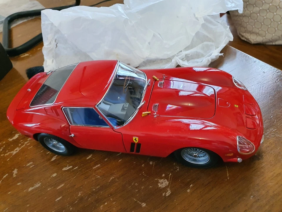 Ferrari 250 GTO Kyosho 1/18 - Immagine 4 di 4