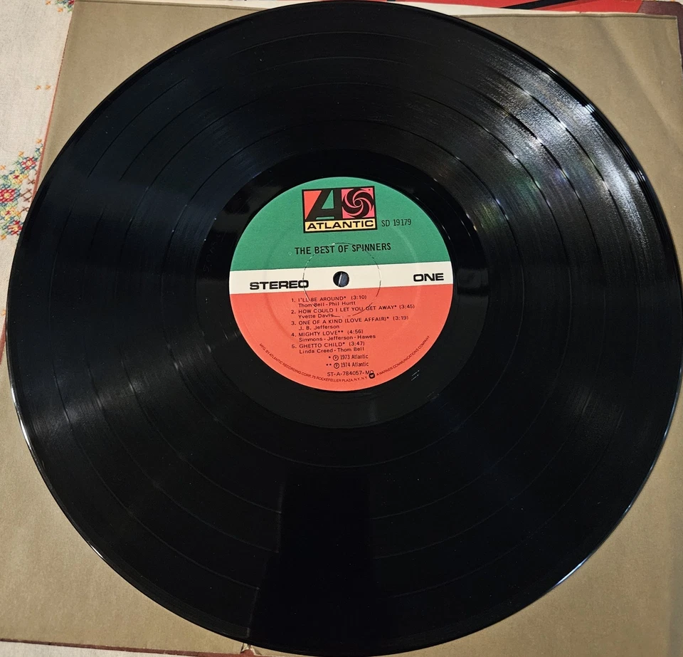 Rare The Best of The Spinners Atlantic Records 1978 ~ SD 19179 First Pressing - Image 4 of 4