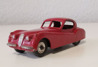 美品激レア　DINKY TOYS JAGUAR XK120 ミニカー 美品激レア DINKY TOYS JAGUAR XK120 ミニカー Jaguar XK120