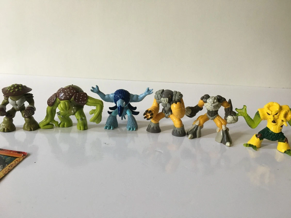 Lot of Gormiti Toys 6 Figures and 5 Cards