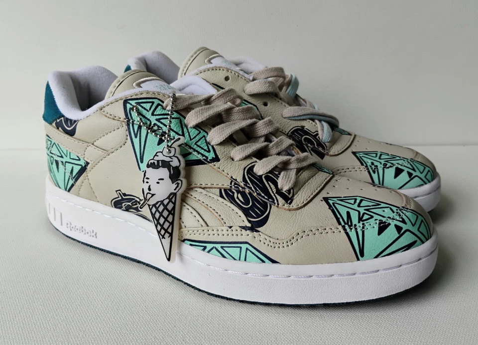 ZAPATOS DE CUERO REEBOK HELADO DIAMANTES Y SIGNOS DE DÓLAR TALLA 6.5 SIN USAR EN CAJA Foto 3 de 4