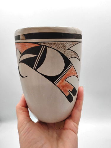 Vintage Hopi Pottery EARLY  - JOY NAVASIE 2ND FROG WOMAN  5.5" x 4" (1919-2012)