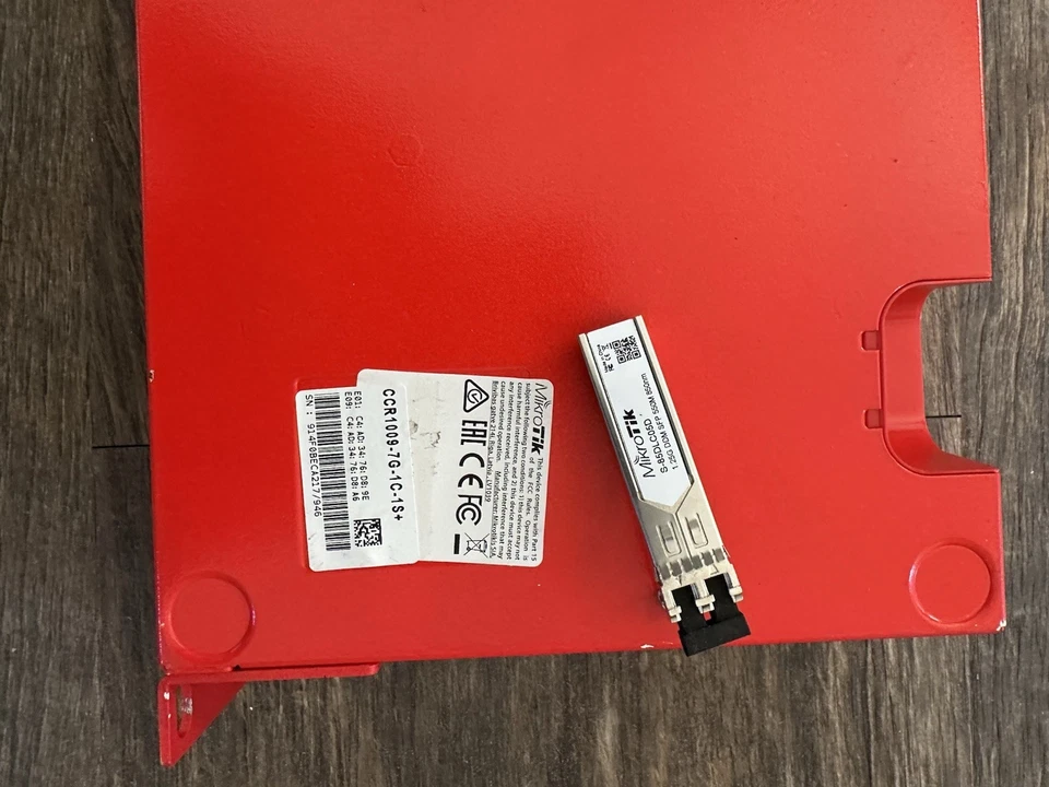 MikroTik Cloud Core Router - CCR1009-7G-1C-1S+ and GBICGBIC Modules S-85DL Modules - Image 2 of 2