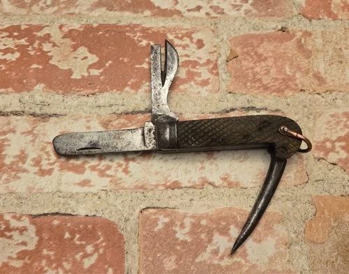 WW2 British/American military pocket knife