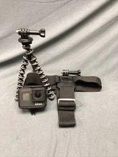 GoPro Hero 7 Black Edition Action Camera - Used - VG+  With Accessories (LOOK)