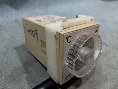 Omron E5C2-R20K Temperaturregler Relaismodul 3A 250VAC 