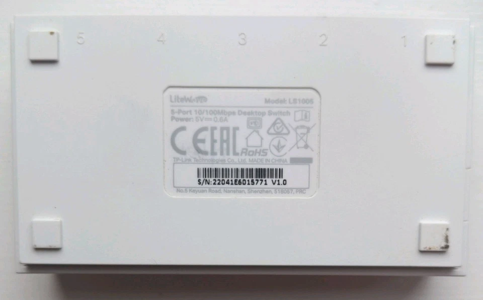 TP-Link LS1005 5-Port 10/100Mbps Desktop - Image 3 of 3